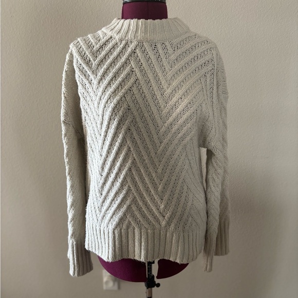 a new day Sweaters - A New Day Crewneck Sweater Cream Chunky Knit Women’s Size M